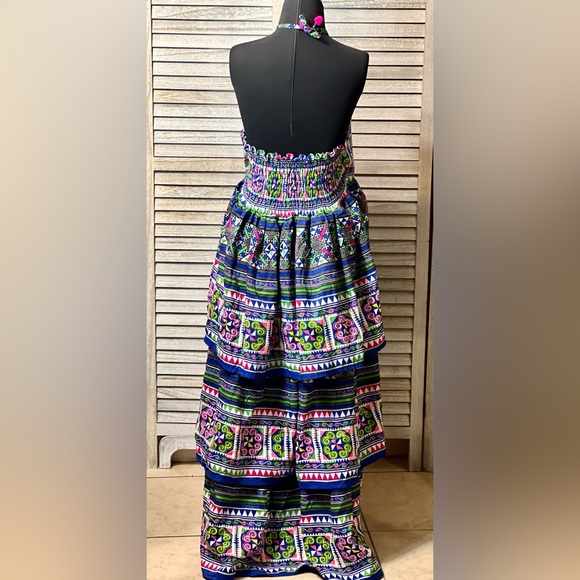 Vintage One of a Kind Geometric Artsy Print Ruffled Halter Backless Maxi Dress - Picture 13 of 13